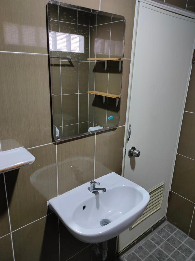 Hostel Blue Moon House - A Budget For Easy Travellers Chiang Mai